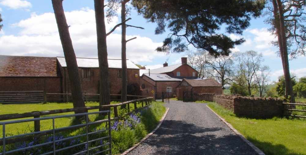 Self catering holiday let in Heath
